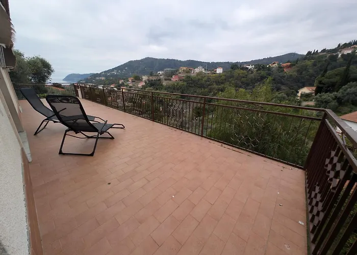 Villa La Casa Di Nonna Lorenna Alassio