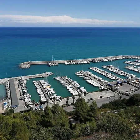 Villa La Casa Di Nonna Lorenna Alassio